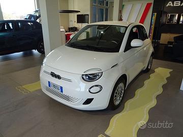 FIAT 500 500e Berlina 42 kWh