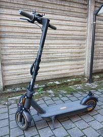 Monopattino Segway Ninebot G30 Max