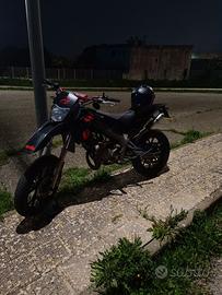 Aprilia sx 50 2015  /  leggere la descrizione 