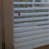 Tenda Veneziana in legno tiglio