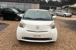 Toyota iQ 1.0 Sol
