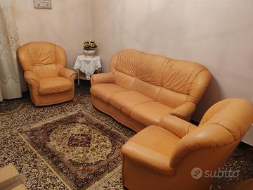 salotto in vera pelle