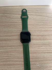 Apple Watch 44 mm SE Cellular