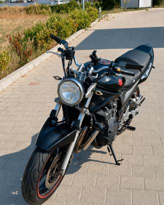 Suzuki Bandit 650 GSF 2005 A2