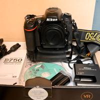 Nikon D750 con battery grip