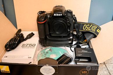 Nikon D750 con battery grip