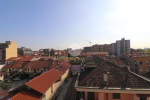 3 LOCALI A RHO