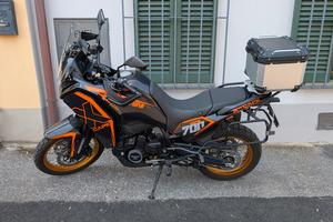 X-Cape 700 Gold Edition 2025 + tris valigie