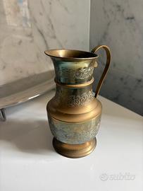 Brocca Indiana in Ottone inciso d'epoca