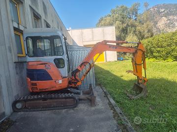 escavatore hitachi  ex32 u 