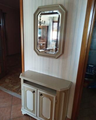 Arredo corridoio vecchio stile 
