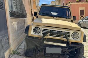 Suzuki Samurai