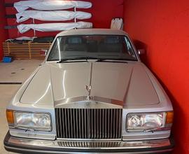 Rolls Royce Silver Spirit silver