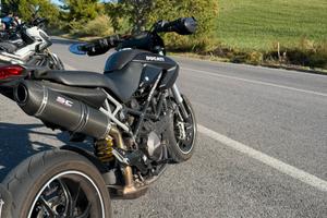 Hypermotard 796