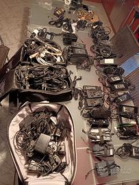 alimentatore 12v e altri valori  lotto 32 pezzi