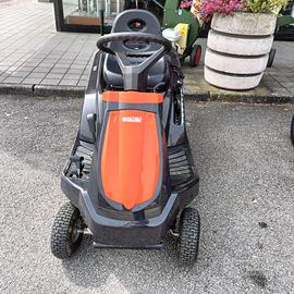 Trattorino Tagliaerba Oleo-mac ribassato