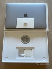 💻 MacBook Air 13” (2019) – 8GB RAM, 128GB SSD