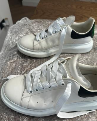Alexander McQueen 42