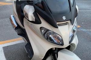 Suzuki burgman 650 executive