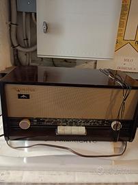 radio vintage marca Irradio 
