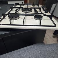 Piano cottura 5 fuochi Ariston Hotpoint 