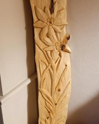 scultura in legno di cirmolo