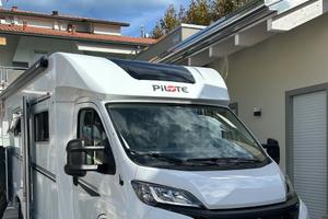 2025 CAMPER PILOTE P696S Expression