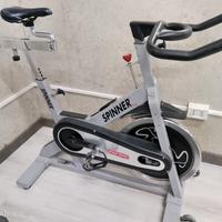 spin bike star trac