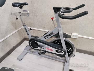 spin bike star trac