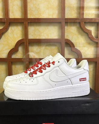 Nike Air Force 1 Supreme EU 43