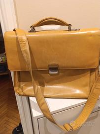 Borsa ventiquattrore in pelle 