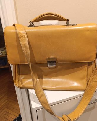 Borsa ventiquattrore in pelle 