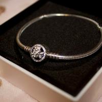 Pandora Bracciale Fiori Poetici 590744CZ- Mis 18