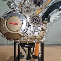 tavolino motore DUCATI DESMOSEDICI 
