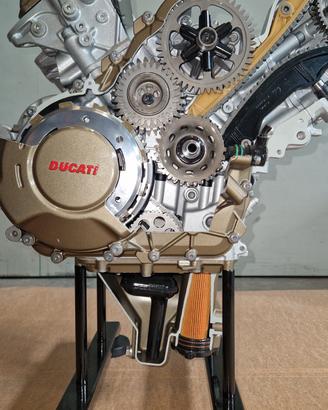 tavolino motore DUCATI DESMOSEDICI 
