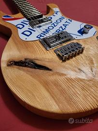 Chitarra elettrica handmade in pino spazzolato