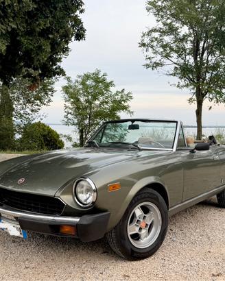 Fiat 124 Spider America 2.0-Pininfarina