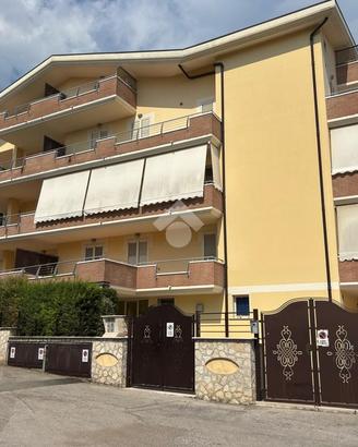 3 LOCALI A CASTELLALTO