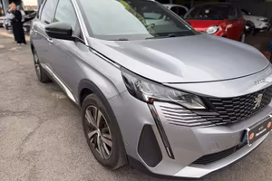 Peugeot 5008 PureTech Turbo 130 S&S Allure Pack