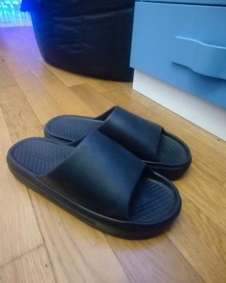 ciabatte della converse leggere descrizione 