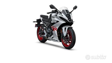 Suzuki GSX-8R- Nuovo listino 8590 €