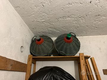 bottiglie per vino e damigiane