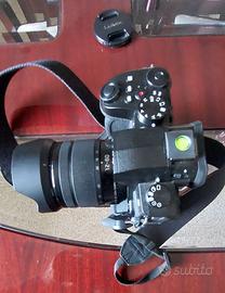 lumix G90 