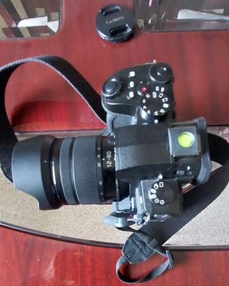 lumix G90 