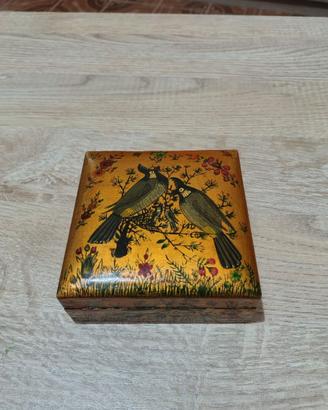 Scatola vintage Kashmir dipinta a mano