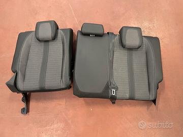 Sedili posteriori Peugeot 208 , pannelli e testa.