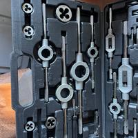 Set , maschi filiere