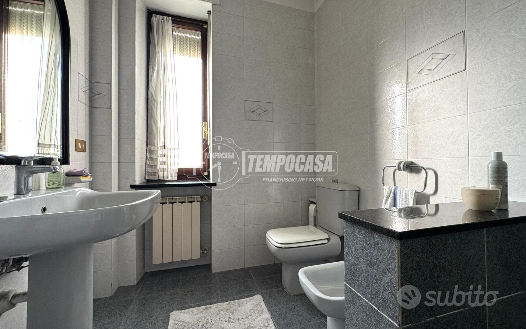 Stabile indipendente con reddito e ampi spazi abit - Vista 5