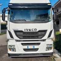 Vendita trattore stradale