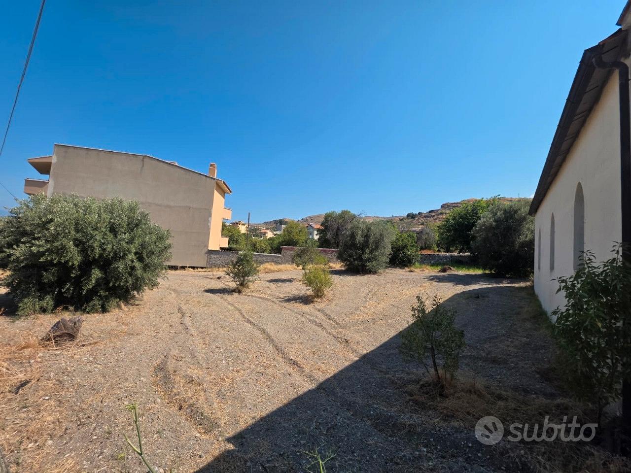 Terreno Edificabile Con Progetto Lazzaro 550 Mq - Vista 2